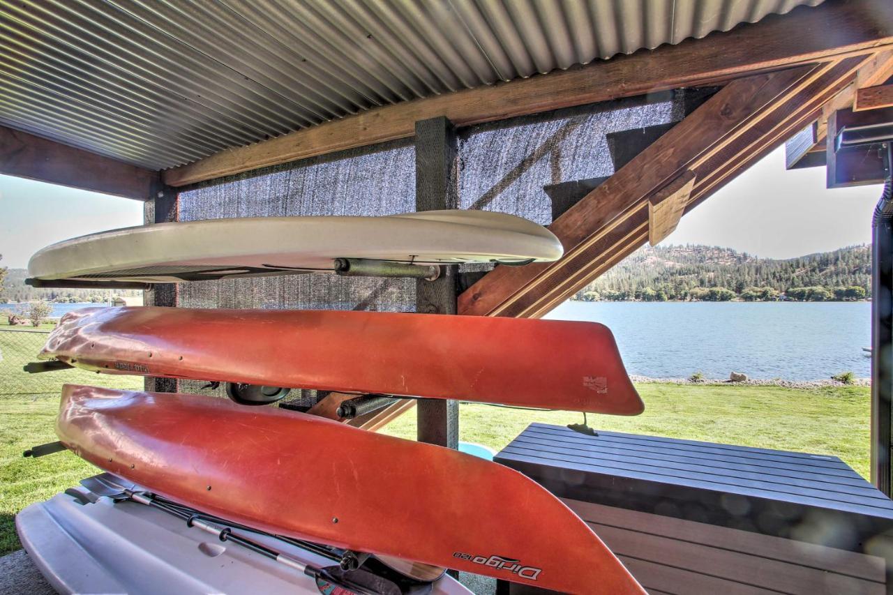 Lakefront Retreat With Kayaks, Paddle Boards And Deck! Villa Nine Mile Falls Eksteriør billede