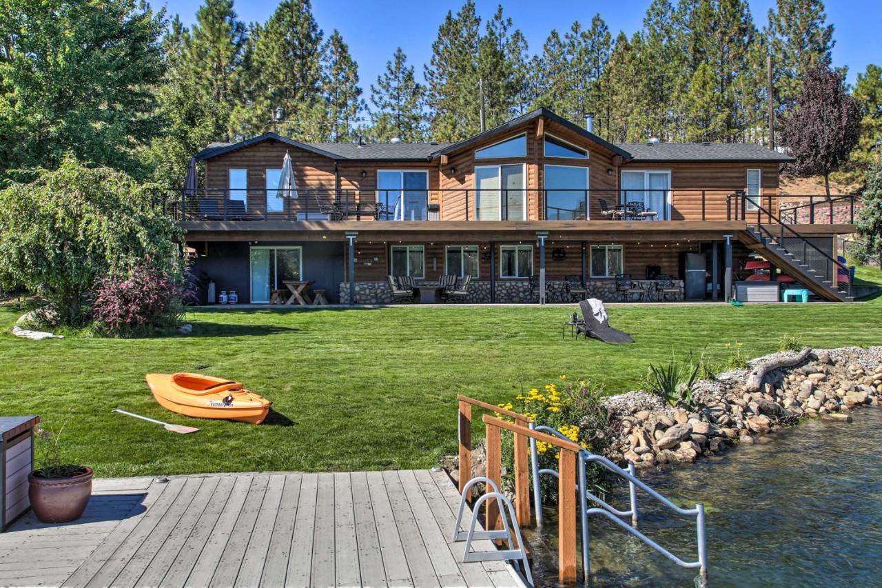 Lakefront Retreat With Kayaks, Paddle Boards And Deck! Villa Nine Mile Falls Eksteriør billede